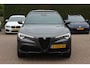 Alfa Romeo Stelvio 2.0 T AWD Super / Panoramadak / Camera / Leder / 19'' / CarPlay / Navigatie / Stoel+Stuurverwarming / DAB / Dodehoek / Cruise Control