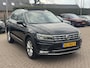 Volkswagen Tiguan 2.0 TDI 4Motion Highline / Panoramadak / Camera / Head-up / Leder / 18'' / CarPlay / Elektr. achterklep / Stoelmassage / Stoelverwarming / DAB / Dodehoek / ACC