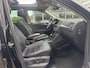 Volkswagen Tiguan 2.0 TDI 4Motion Highline / Panoramadak / Camera / Head-up / Leder / 18'' / CarPlay / Elektr. achterklep / Stoelmassage / Stoelverwarming / DAB / Dodehoek / ACC