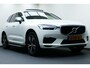 Volvo XC60 2.0 255pk T5 AWD R-Design. Panodak, Camera, Leer/Alcantara, 19"LMV, Haak 2400kg