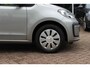 Volkswagen Up! 1.0 BMT move up! / Camera / Navi. By App / Parkeerhulp achter / Bluetooth / Radio / Climate Control / Cruise Control