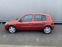 Renault Clio 1.2-16V Community met Airconditioning, LM & nw. APK – Inruil Mogelijk –