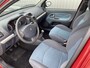 Renault Clio 1.2-16V Community met Airconditioning, LM & nw. APK – Inruil Mogelijk –