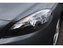 Volvo V40 1.6 D2 Momentum 🚗1e eigenaar 👤 | Dealer onderhouden ✔️ | Navi 🧭 | Cruise 🚗 | ECC ❄️ | Volvo veiligheid 🔒📸 | Dubbele uitlaten