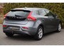 Volvo V40 1.6 D2 Momentum 🚗1e eigenaar 👤 | Dealer onderhouden ✔️ | Navi 🧭 | Cruise 🚗 | ECC ❄️ | Volvo veiligheid 🔒📸 | Dubbele uitlaten