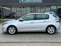 Peugeot 308 1.2 PureTech Active l NAVI l TREKHAAK