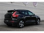 Volvo XC40 Recharge P8 AWD R-Design Panoramadak | Elektrische verwarmbare voorstoelen en stuurwiel | Premium audio by Harman Kardon | Keyless | Adaptieve cruise control | BLIS