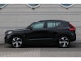 Volvo XC40 Recharge P8 AWD R-Design Panoramadak | Elektrische verwarmbare voorstoelen en stuurwiel | Premium audio by Harman Kardon | Keyless | Adaptieve cruise control | BLIS