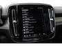 Volvo XC40 Recharge P8 AWD R-Design Panoramadak | Elektrische verwarmbare voorstoelen en stuurwiel | Premium audio by Harman Kardon | Keyless | Adaptieve cruise control | BLIS