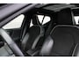 Volvo XC40 Recharge P8 AWD R-Design Panoramadak | Elektrische verwarmbare voorstoelen en stuurwiel | Premium audio by Harman Kardon | Keyless | Adaptieve cruise control | BLIS