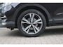 Nissan Qashqai 1.2 N-Connecta | Panoramadak | Trekhaak | Navigatie