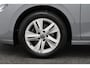 Volkswagen Golf 1.0 eTSI Life Virtual Cockpit, Sfeerverlichting, Climate, ACC, Apple Carplay, PDC, 16''