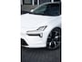 Polestar 4 Long Range Dual Motor AWD 100 kWh Pilot | Plus | 22" Performance | Adaptive Cruise Control | Pixel LED | Harman Kardon | Extra getint glas | 360 Camera | Stoelverwarming voor + achter | Verwarmd stuurwiel | Elektrisch verstelbare stoelen incl. memory | Polestar digital key |