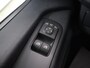 Mercedes-Benz Sprinter 319 CDI L2 H2 Select | 3 zits | LED Koplampen | Lichtmetalen Velgen | Achteruitrijcamera | Stoelverwarming | Parkeersensoren Achter | Wand Betimmering |