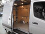 Mercedes-Benz Sprinter 319 CDI L2 H2 Select | 3 zits | LED Koplampen | Lichtmetalen Velgen | Achteruitrijcamera | Stoelverwarming | Parkeersensoren Achter | Wand Betimmering |