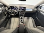 Volkswagen T-Roc 1.0 TSI R-line | Navigatie / Apple Carplay / Android Auto | Stoelverwarming | PDC V+A incl. Park Pilot | LED | LMV 18''