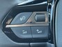 Peugeot 2008 100pk Allure Pack (Camera - Automatische Airco - i-cockpit - Navigatie - 17" - Apple Carplay - LED)