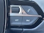Peugeot 2008 100pk Allure Pack (Camera - Automatische Airco - i-cockpit - Navigatie - 17" - Apple Carplay - LED)