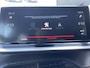 Peugeot 2008 100pk Allure Pack (Camera - Automatische Airco - i-cockpit - Navigatie - 17" - Apple Carplay - LED)