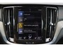 Volvo V60 T6 Recharge AWD Inscription - Sensus navigatie - Elektr. bedienbare bestuurderstoel - Verwarmbare voorstoelen & stuurwiel - Parkeersenoren achter - Achteruitrijcamera - Keyless - Cruise Control - Extra getint glas -  18 inch LMV