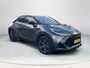 Toyota C-HR / C-HR+ 2.0 Plug-in Hybrid 220 Executive | Two -tone lak | Carplay | Sfeerverlichting | 19 inch LM-velgen | Stoel- + stuurverwarming |