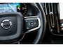 Volvo XC40 Recharge Core 70 kWh | Cruise Control | Trekhaak | Stoel-/Stuurverwarming | Parkeercamera | Warmtepomp | Getint Glas | Verstelbare Beensteunen |