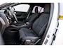 Volvo XC40 Recharge Core 70 kWh | Cruise Control | Trekhaak | Stoel-/Stuurverwarming | Parkeercamera | Warmtepomp | Getint Glas | Verstelbare Beensteunen |