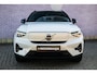 Volvo XC40 Recharge Core 70 kWh | Cruise Control | Trekhaak | Stoel-/Stuurverwarming | Parkeercamera | Warmtepomp | Getint Glas | Verstelbare Beensteunen |