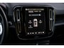 Volvo XC40 Recharge Core 70 kWh | Cruise Control | Trekhaak | Stoel-/Stuurverwarming | Parkeercamera | Warmtepomp | Getint Glas | Verstelbare Beensteunen |