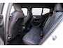 Volvo XC40 Recharge Core 70 kWh | Cruise Control | Trekhaak | Stoel-/Stuurverwarming | Parkeercamera | Warmtepomp | Getint Glas | Verstelbare Beensteunen |