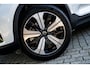 Volvo XC40 Recharge Core 70 kWh | Cruise Control | Trekhaak | Stoel-/Stuurverwarming | Parkeercamera | Warmtepomp | Getint Glas | Verstelbare Beensteunen |