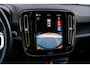 Volvo XC40 Recharge Core 70 kWh | Cruise Control | Trekhaak | Stoel-/Stuurverwarming | Parkeercamera | Warmtepomp | Getint Glas | Verstelbare Beensteunen |