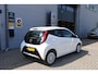 Toyota Aygo 1.0 VVT-i x-play 1e Eigenaar | Dealer Onderh | BTW | NAP | Camera | Navi | Carplay | Full Led | Start/Stop | Hill-Hold