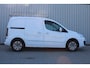 Peugeot Partner 120 1.6 BlueHDi 75 L1 Premium Pack | Incl. 12 maanden garantie | RVS imperiaal | Airco | Cruise control | Trekhaak | Elektrische ramen | Parkeersensoren | Tussenschot | Mistlampen voor | Schuifdeur rechts | Lat om lat betimmering |