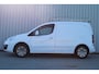 Peugeot Partner 120 1.6 BlueHDi 75 L1 Premium Pack | Incl. 12 maanden garantie | RVS imperiaal | Airco | Cruise control | Trekhaak | Elektrische ramen | Parkeersensoren | Tussenschot | Mistlampen voor | Schuifdeur rechts | Lat om lat betimmering |