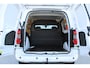 Peugeot Partner 120 1.6 BlueHDi 75 L1 Premium Pack | Incl. 12 maanden garantie | RVS imperiaal | Airco | Cruise control | Trekhaak | Elektrische ramen | Parkeersensoren | Tussenschot | Mistlampen voor | Schuifdeur rechts | Lat om lat betimmering |