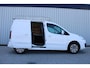 Peugeot Partner 120 1.6 BlueHDi 75 L1 Premium Pack | Incl. 12 maanden garantie | RVS imperiaal | Airco | Cruise control | Trekhaak | Elektrische ramen | Parkeersensoren | Tussenschot | Mistlampen voor | Schuifdeur rechts | Lat om lat betimmering |