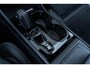 Volvo XC40 1.5 T2 R-Design | Achteruitrijcamera | Parkeersensoren | Trekhaak | Stoelverwarming | Navigatie | Apple Carplay | Android Auto | Elektrische Achterklep | Lichtmetalen Velgen 19 inch