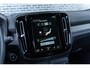 Volvo XC40 1.5 T2 R-Design | Achteruitrijcamera | Parkeersensoren | Trekhaak | Stoelverwarming | Navigatie | Apple Carplay | Android Auto | Elektrische Achterklep | Lichtmetalen Velgen 19 inch