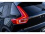 Volvo XC40 1.5 T2 R-Design | Achteruitrijcamera | Parkeersensoren | Trekhaak | Stoelverwarming | Navigatie | Apple Carplay | Android Auto | Elektrische Achterklep | Lichtmetalen Velgen 19 inch