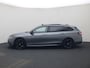 Volkswagen Passat Variant 1.5eHybrid 200kW/272PK R-Line Edition · Panoramadak · Trekhaak · Apple/Android · Garantie t/m 15-07-2030 of 100000km.