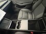 Tesla Model 3 RWD 60 kWh Panoramadak Navigatie Camera Parkeersensoren Cruise Control Stoelverwarming Dodehoek detectie Full LED Leder Climate Control Elektrische Stoelen