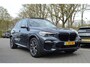 BMW X5 XDrive45e High Executive - M-Sport | Autopilot | Pano | 360CAM | HuD | Luchtvering | Sfeerverl. | E-trekhaak