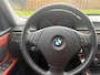 BMW 3-Serie 325i High Executive | 1E EIGENAAR | 12MND GARANTIE | XENON | LEDER | CLIMA | STOELVERW. |