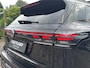 Volkswagen Tiguan 1.5 TSI e-HYBRID 272 PK R-LINE PANO-DAK/CAMERA/TREKHAAK/H&amp;K/HUD/LEDER/MEMORY