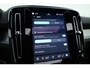 Volvo XC40 2.0 B3 Ultra Black Edition | Pano | ACC | Blis | 360 Cam | H&K Audio | Stoel & Stuur verwarming |