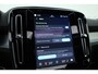 Volvo XC40 2.0 B3 Ultra Black Edition | Pano | ACC | Blis | 360 Cam | H&K Audio | Stoel & Stuur verwarming |