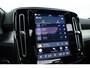 Volvo XC40 2.0 B3 Ultra Black Edition | Pano | ACC | Blis | 360 Cam | H&K Audio | Stoel & Stuur verwarming |
