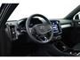 Volvo XC40 2.0 B3 Ultra Black Edition | Pano | ACC | Blis | 360 Cam | H&K Audio | Stoel & Stuur verwarming |