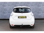 Renault Zoe R110 Limited 41 kWh | Afneembare trekhaak | Huur Accu | Bose audiosysteem | Cruise control | 3 Fase Boordlader |